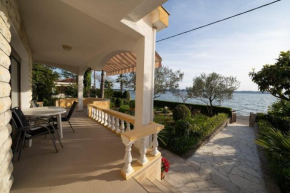 Отель Villa Petar 1 - 10m from sea  Задар